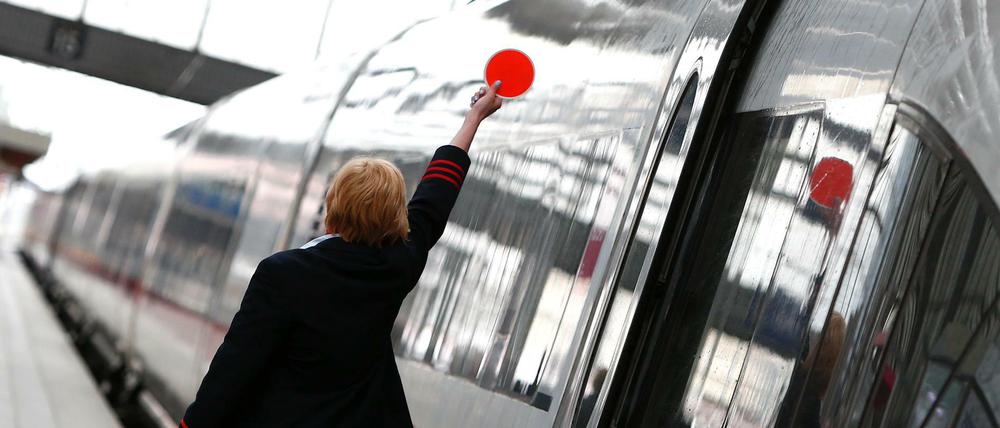 Die Deutsche Bahn kämpft mit vielen Problemen.