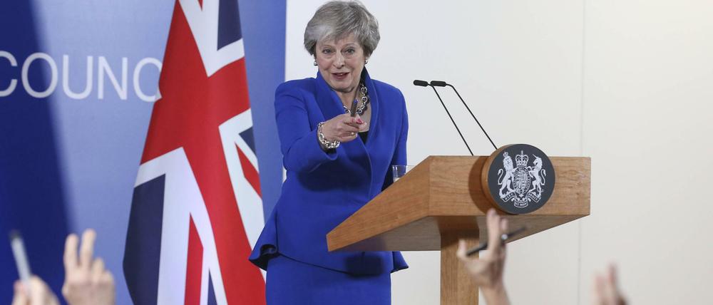 Überzeugungsarbeit in Brüssel: Die britische Regierungschefin Theresa May am Sonntag.