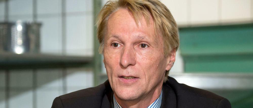 Hubertus Knabe wollte eigentlich am Montag wieder an seinen Arbeitsplatz zurückkehren. Das will der Stiftungsrat nicht zulassen.