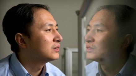 Der chinesische Forscher He Jiankui behauptet, dass er geholfen hat, die ersten genetisch veränderten Babys der Welt zu zeugen.