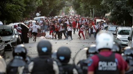 Trotz eines großen Polizeiaufgebots kam es in Buenos Aires zu gewalttätigen Ausschreitungen.