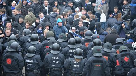 Die Polizeikosten sind teuer. Die Hansestadt Bremen will dafür nicht aufkommen.