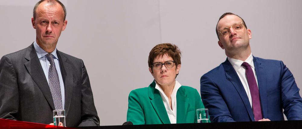 Die drei Kandidaten für den CDU-Bundesvorsitz, Friedrich Merz (l-r), Annegret Kramp-Karrenbauer und Jens Spahn.