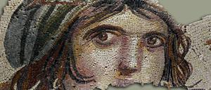Unvollständig, aber begehrt. Seit Jahren lockt das 2000 Jahre alte „Zigeunermädchen“ viele Besucher ins Museum von Gaziantep.