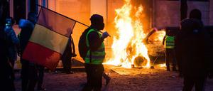 Demonstranten am Samstag in Paris