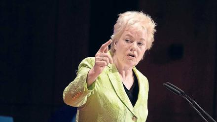 Vor gut einem Jahr trat Erika Steinbach aus der CDU aus. Nun ist sie zurück auf der politischen Bühne.