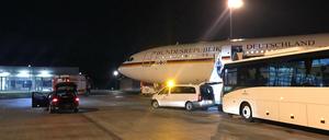 Das Regierungsflugzeug auf dem Flughafen Köln-Bonn 