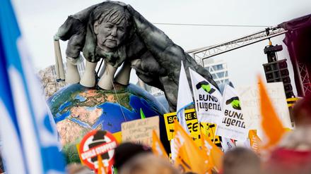 "Kohle stoppen - Klimaschutz jetzt" war das Motto der Demonstration in Berlin am Sonnabend.
