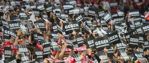 Montagsspiele sind nichts für echte Fußballfans.