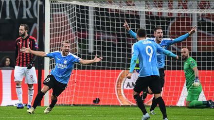 Durch die Reform sollen es Vereine wie Düdelingen häufiger in den Europapokal schaffen. Die Luxemburger spielten in dieser Saison schon gegen den großen AC Mailand. 