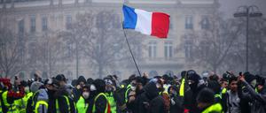Protest der "Gelbwesten": Demonstranten in Paris 