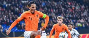 Spielt im Halbfinale gegen einige Kollegen vom FC Liverpool: Hollands Abwehrchef Virgil van Dijk.
