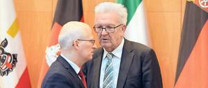 Hamburgs Bürgermeister Tschentscher (l.) und Baden-Württembergs Ministerpräsident Kretschmann 