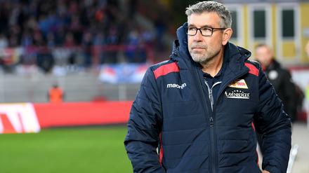 Trainer Urs Fischer bleibt noch ein bisschen in Berlin-Köpenick.