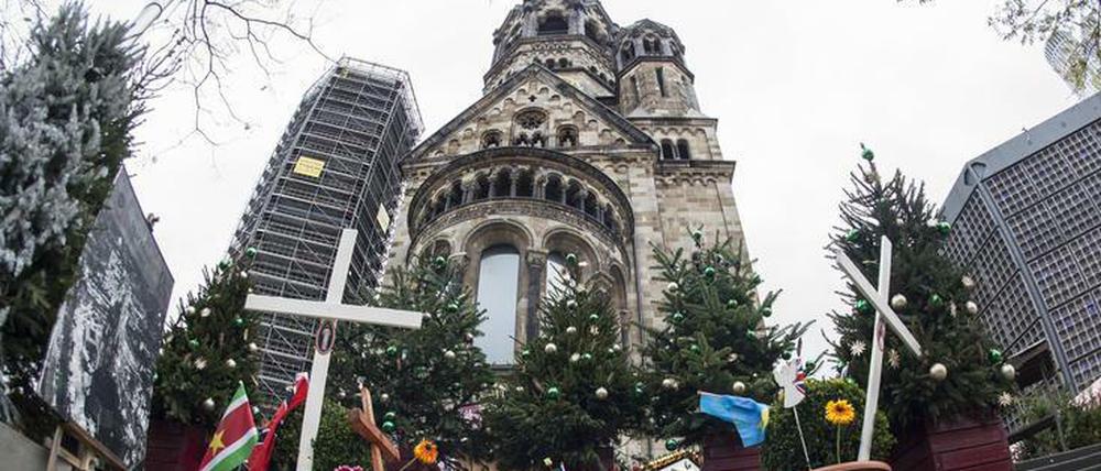 Amri steuerte einen Sattelzug auf den Weihnachtsmarkt an der Gedächtniskirche und tötete damit elf Menschen.