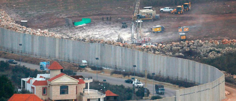 An der israelisch-libanesischen Grenze soll ein Tunnel 40 Meter in israelisches Gebiet hineinreichen. 
