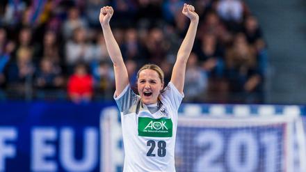 Franziska Müller aus Deutschland jubelt über einen Treffer. 