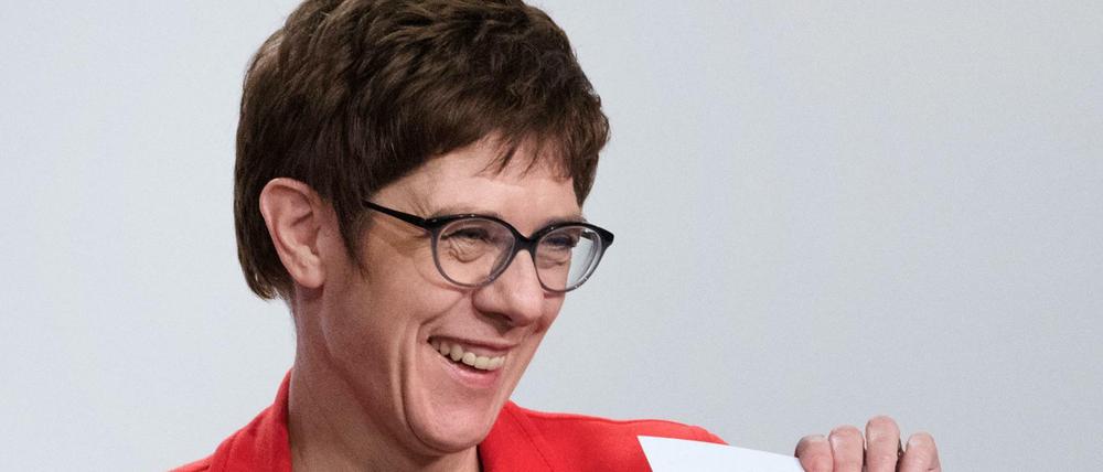 Annegret Kramp-Karrenbauer will am Freitag in Hamburg neue CDU-Parteichefin werden.