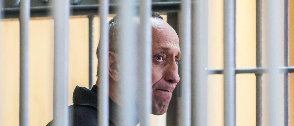 Der Polizist Michail Popkow ist wegen dutzender Morde zu lebenslanger Haft verurteilt worden.
