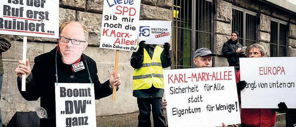 Mieter der Karl-Marx-Allee protestierten am Wochenende vor der SPD-Parteizentrale