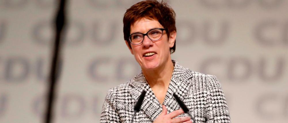 Annegret Kramp-Karrenbauer muss am Samstag bereits ihre erste große Entscheidung als neue CDU-Vorsitzende treffen.