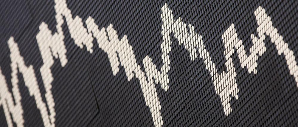An der deutschen Börse ist es unruhig. Skeptiker sehen in den jüngsten Kursverlusten noch nicht das Ende. 