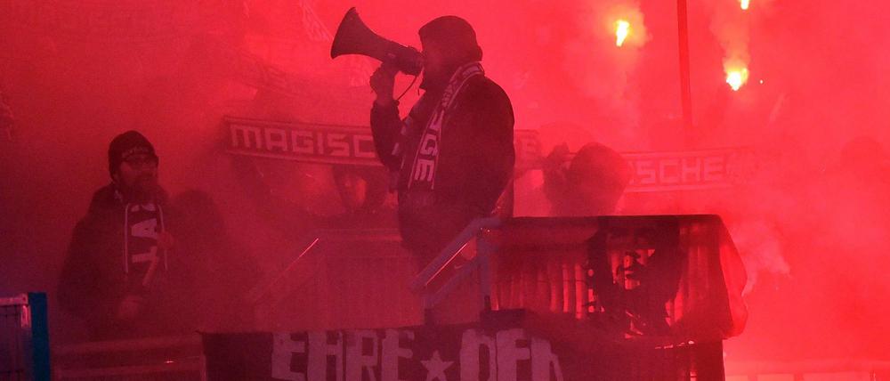 Nachspiel garantiert. Die Fans von Eintracht Frankfurt haben sich in Rom wieder mal einen Namen gemacht.