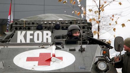 Soldaten einer NATO-Friedensmission im Kosovo. 