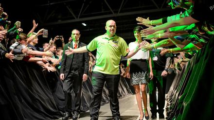 Hat ein gutes Händchen. Dartspieler Michael van Gerwen will in London Weltmeister werden.
