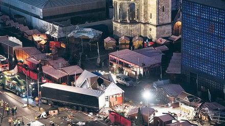Der Berliner Breitscheidplatz bot am 19. Dezember 2016 ein Bild der Zerstörung. 