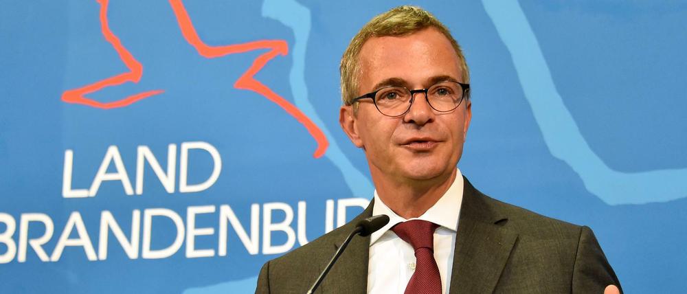 Brandenburgs damaliger Wirtschaftsminister Albrecht Gerber(SPD).