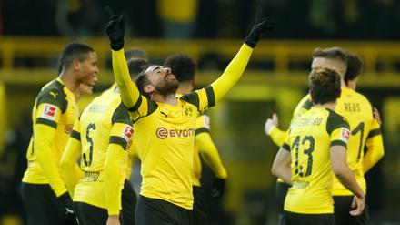 Dortmunds spanischem Torjäger Paco Alcacer gelang der Treffer zum 1:0.