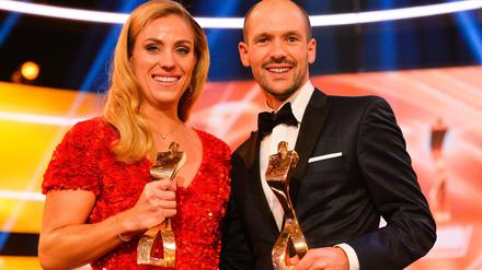 Tennisspielerin Angelique Kerber und Triathlet Patrick Lange bei der Ehrung am Sonntag in Baden-Baden.