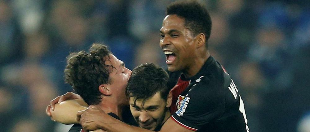 Bayers Spieler haben auf Schalke Grund zur Freude.