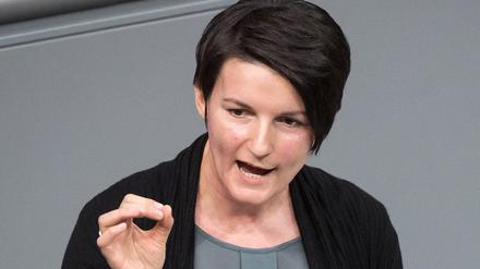 Irene Mihalic (Bündnis 90/Die Grünen) spricht bei der Sitzung des Deutschen Bundestages in Berlin. 
