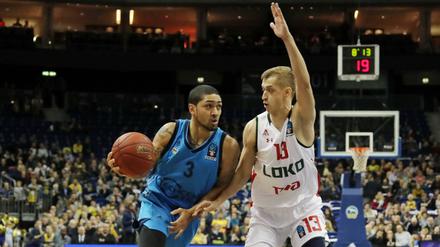 Auch Berlins Spielmacher Peyton Siva (links) konnte die Niederlage seiner Mannschaft nicht verhindern.