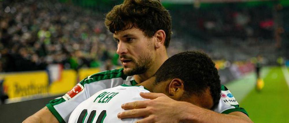Tobias Strobl hat bei Borussia Mönchengladbach alles im Griff - sogar seine eigenen Mitspieler.