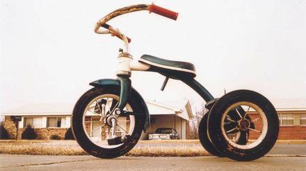 Très trivial. Schon 1970 feierte der Fotograf William Eggleston in seinem Bild „Untitled, Memphis“ das Unscheinbare. 