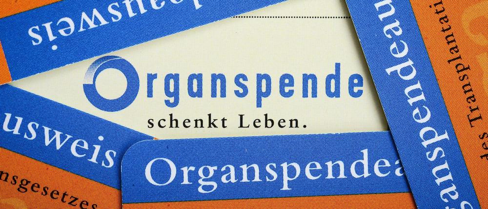Organspendeausweise im Scheckkartenformat der Bundeszentrale für gesundheitliche Aufklärung (BZgA).