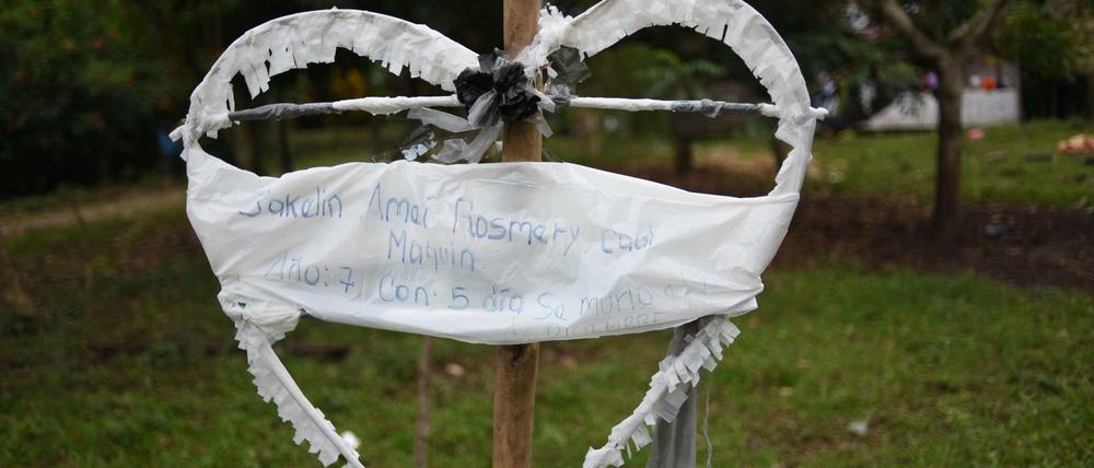 Ein Herz für die siebenjährige Jakelin Amei Rosmey Caal, die Anfang Dezember in Gewahrsam der US-Grenzbehörden gestorben ist.