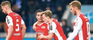 Feste feiern. Als einzige Profi-Mannschaft in Deutschland ist der 1. FC Union in dieser Saison noch ungeschlagen. Die Berliner spielten allerdings auch zehnmal unentschieden. 