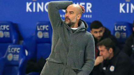 Nicht zu fassen. Pep Guardiola kassiert mit Manchester City die dritte Saisonniederlage und ist jetzt nur noch Tabellendritter.