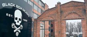 Altes Industrieareal, neue Nutzer. Black Box Music ist vor allem als Tour-Organisator von Rammstein bekannt.