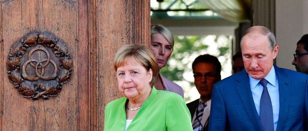 Angela Merkel und Wladimir Putin im August 2018 auf Schloss Meseberg.