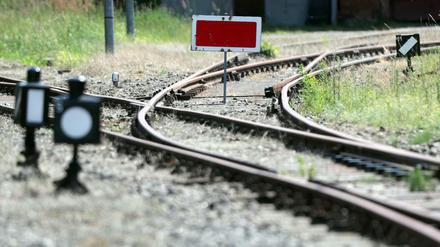 Gleise am ehemaligen Bahnhof von Malchow in Mecklenburg-Vorpommern.