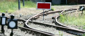 Gleise am ehemaligen Bahnhof von Malchow in Mecklenburg-Vorpommern.