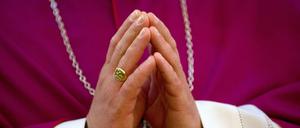 Beten allein wird nicht helfen, um die Kirche aus der Krise zu führen.