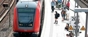 Wo bleibt der Zug? Im Regionalverkehr sind immerhin gut 92 Prozent der Züge einigermaßen pünktlich. 