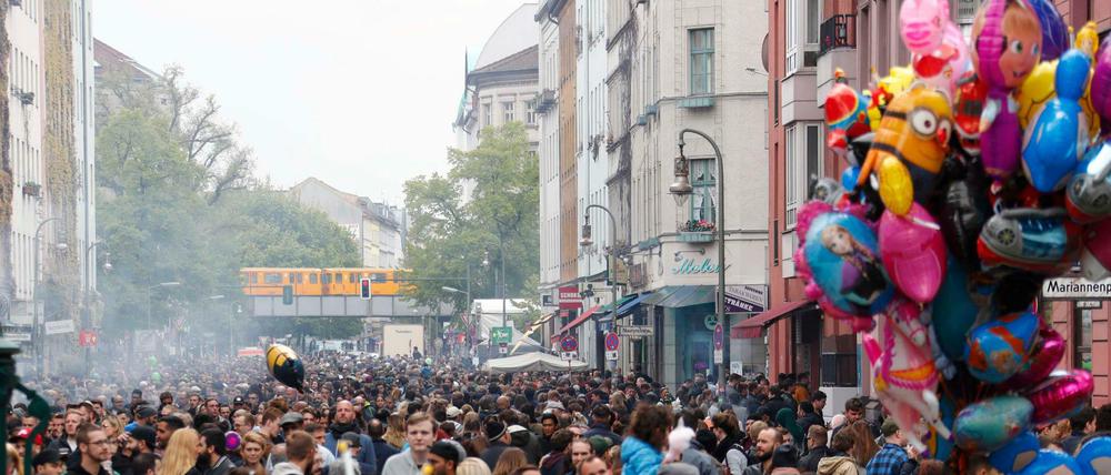 Über die Jahre wurde das Myfest in Kreuzberg immer größer.