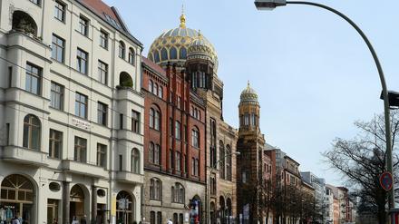 Jüdisches Leben in Berlin, damals wie heute. Die Neue Synagoge in der Oranienburgerstraße.